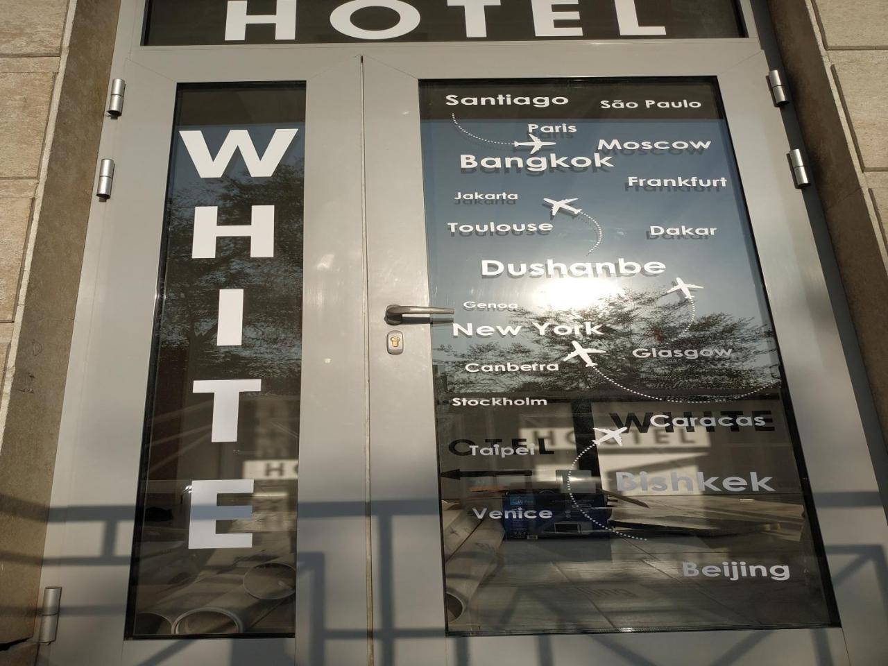 White Hotel & Hostel Bishkek Ngoại thất bức ảnh